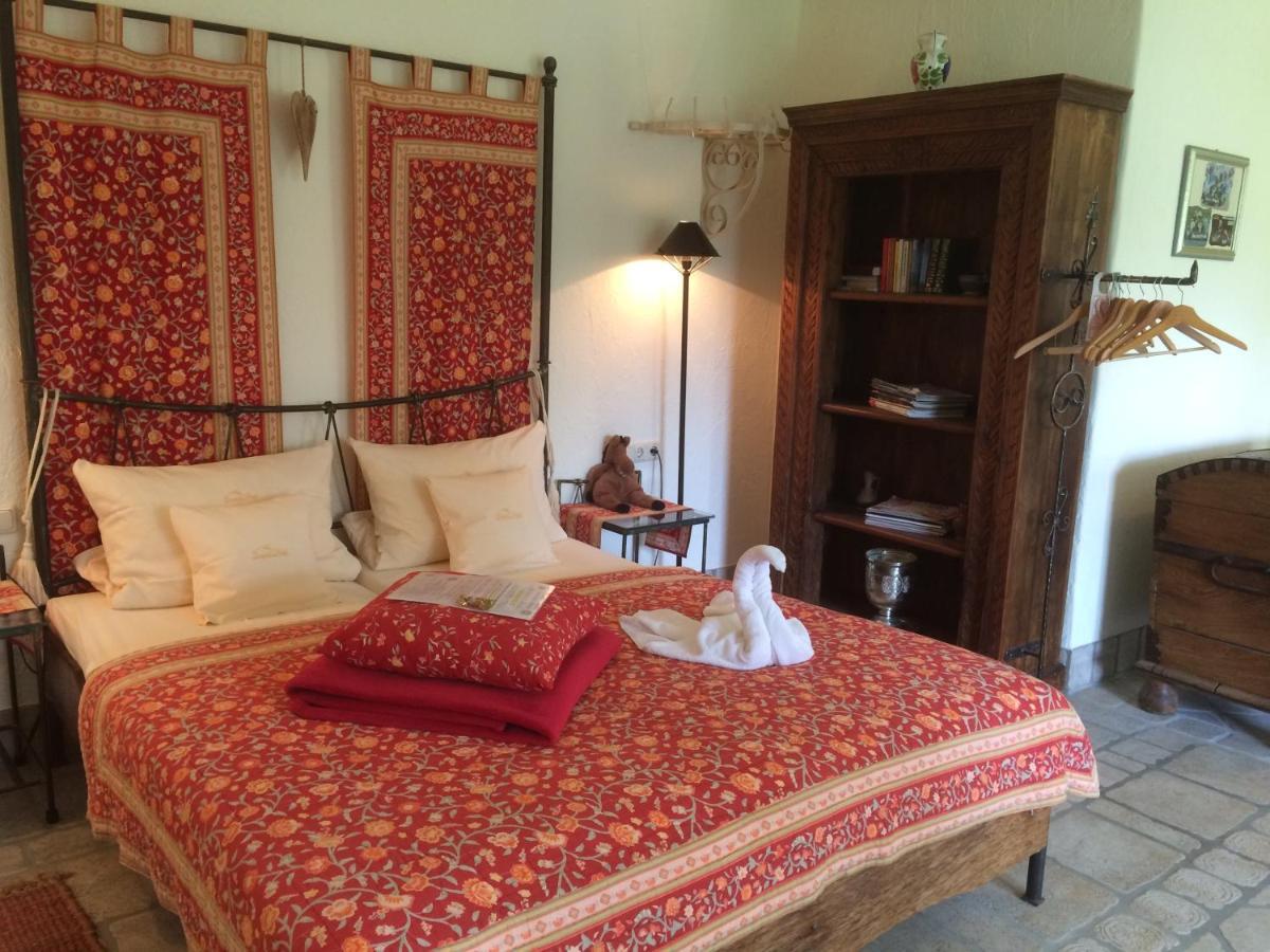 Domizil Hotel Dueren "Kastanienhof" Bagian luar foto