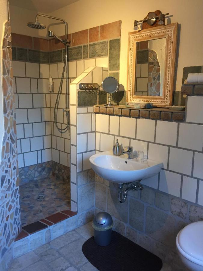 Domizil Hotel Dueren "Kastanienhof" Bagian luar foto